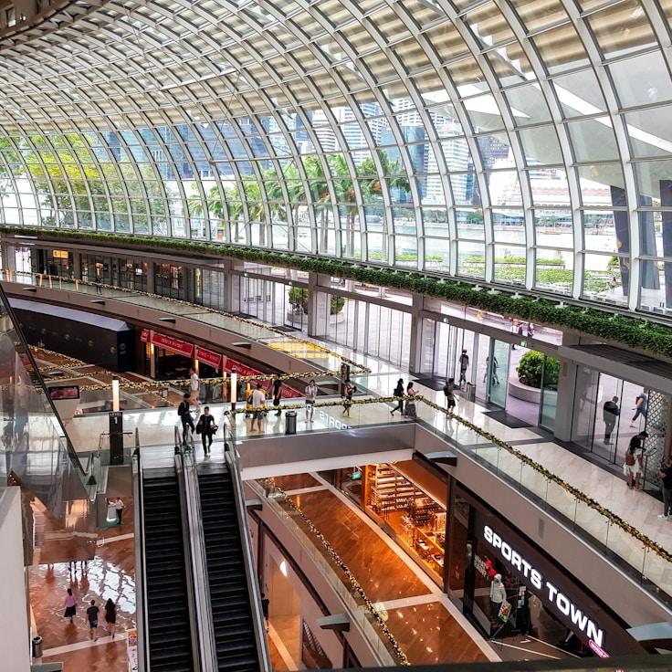 Family-friendly shopping and daily life in United Kingdom