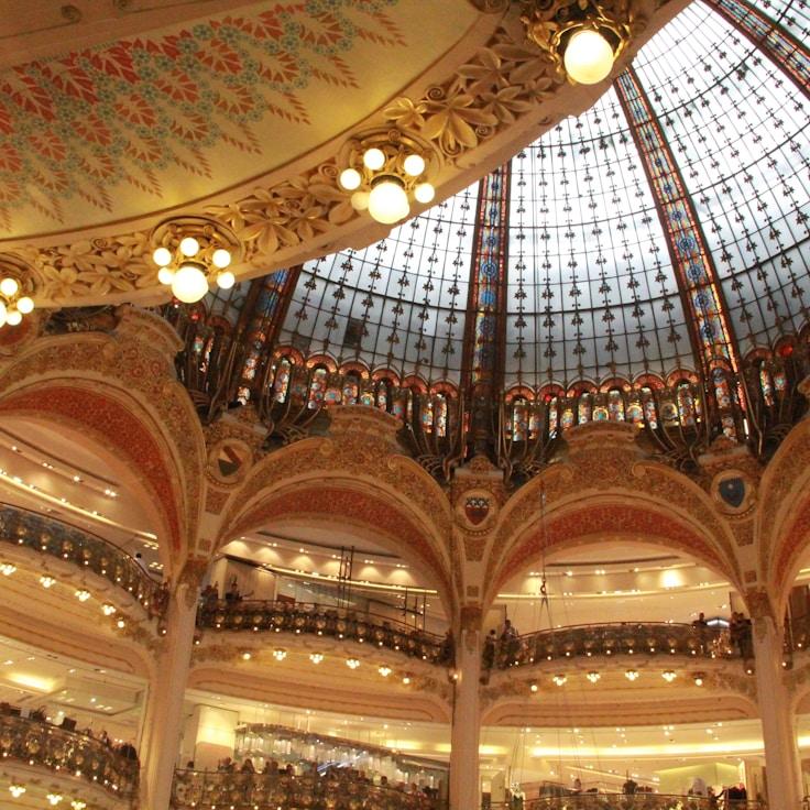 Dining out as an expat family in United Kingdom